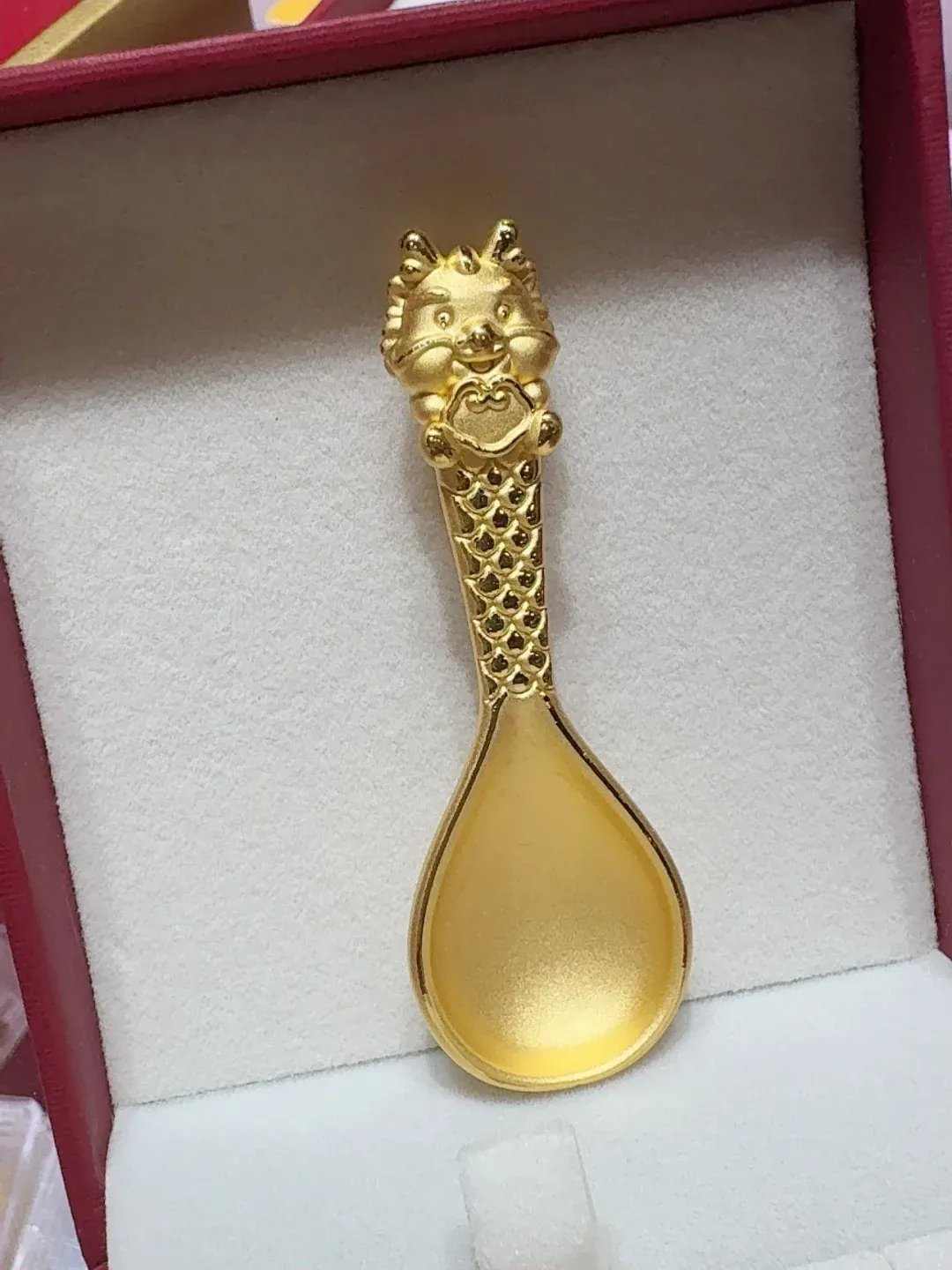 Gold element energy items